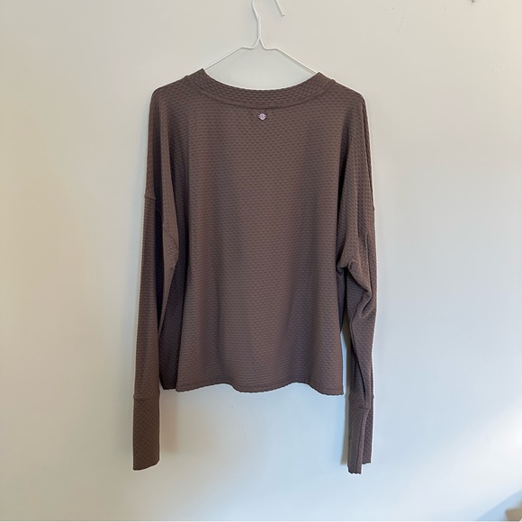CALIA by Carrie Underwood Long Sleeve Sweatshirt - Picture 2 of 8